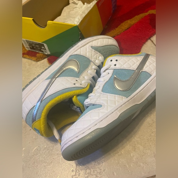 Nike SB Dunk Low “FTC Lagoon Pulse”
SZ 8M, comes with Original Box & extra laces - Picture 7 of 16